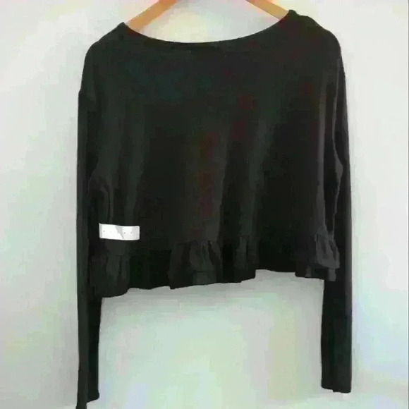🌴2/$25🌴ARIZONA JEAN CO. | Women's Black  Ruffled Super Soft Cropped Sweater - Picture 3 of 3